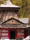 The village of Vaishist over Manali is famous for its few ancient temples and hotsprings.
